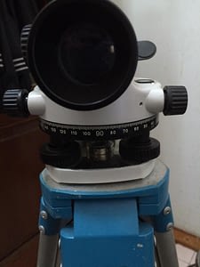 kiểm định và hiệu chỉnh máy thủy bình